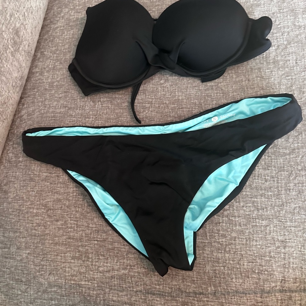 Shade & Shore Black and Light Blue Bikini Set